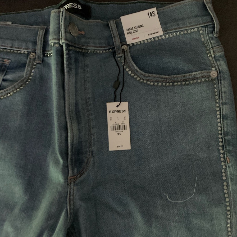 Express High Rise Rhinestone Ankle Jeans - Picture 4 of 4